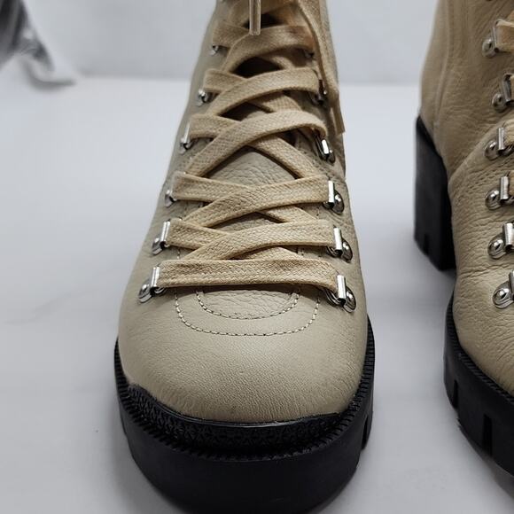 SCHUTZ XAYENE EGGSHELL LUG SOLE ANKLE BOOTIES WOMEN'S 6.5 NWOB - Picture 5 of 16